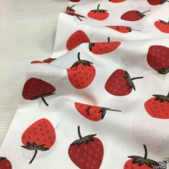 Çilek Desenli Nevresimlik Poplin Kumaş - Görsel 5