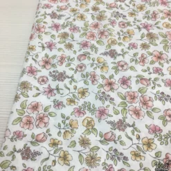 Soft Floral Breeze %100 Pamuk Nevresimlik Poplin Kumaş - Görsel 2